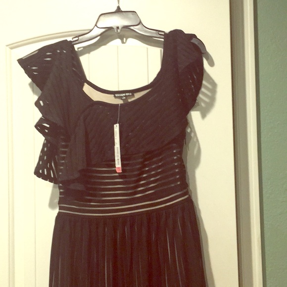 Gianni Bini Dresses & Skirts - New Gianni Bini small black dress